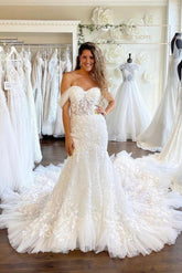 Long Mermaid Off the Shoulder Sweetheart Tulle Lace Wedding Dress