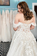Elegant Plus Size Long A-line Off the Shoulder Tulle Lace Wedding Dress with Slit