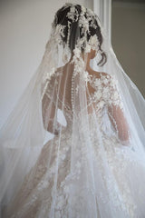 Gorgeous Long Ball Gown Sweetheart Tulle Lace Open Back Wedding Dress with Sleeves