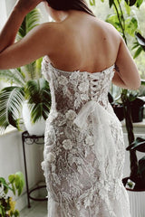 Plus Size Strapless Tulle Long Mermaid Wedding Dress with Appliques Lace