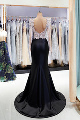 Black Long Sleeves Mermaid V-Neck Sequined Satin Prom Dresses with Beads