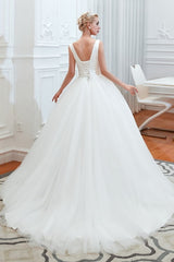 Elegant White Long Ball Gown V-neck Court Train Tulle Wedding Dresses