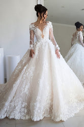 Exquisite Long Ball Gown Sweetheart Tulle Lace Backless Wedding Dress with Sleeves