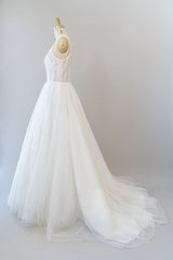 Long V-neck Open Back Sequins Tulle A-line Wedding Dress