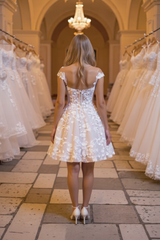 Short A-Line Bateau Appliques Lace Backless Wedding Dress