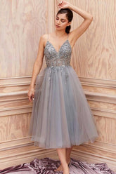 Short A-line V-neck Tulle Party Dresses with Floral Lace