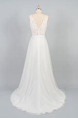 Long V-neck Appliques Lace Tulle A-line Wedding Dress with Slit