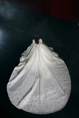 Gorgeous Long Ball Gown Square Neck Sequined Wedding Dresses with Short Sleeves