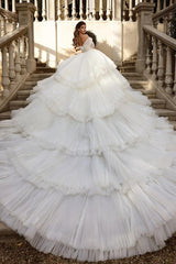 Luxury White Off the shoulder Tulle Ball Gown Long Wedding Dress with Ruffles