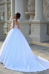 Gorgeous Long Ball Gown Sweetheart Satin Lace Backless Wedding Dresses