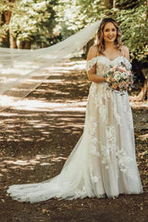 Plus Size Long Off The Shoulder Sweetheart A-Line Tulle Wedding Dress with Appliques Lace