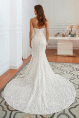 Long Mermaid Strapless White Lace Wedding Dresses