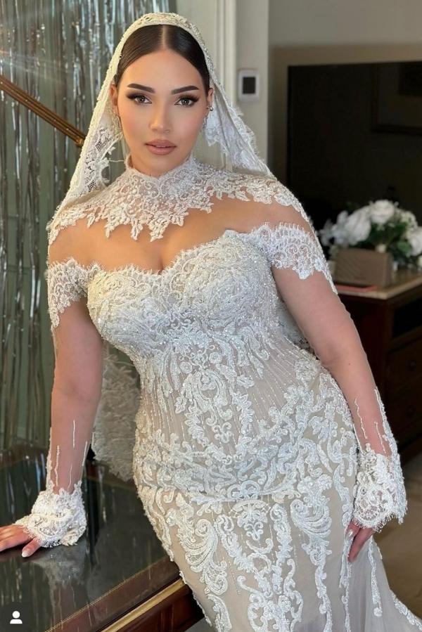 Elegant Plus Size High Neck Long Sleeve White Floor Length Mermaid Lace Wedding Dress