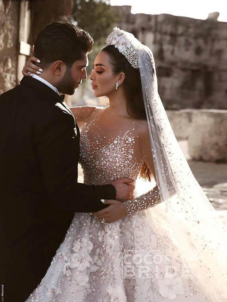 Luxury Long V Neck Ball Gown Tulle Lace Wedding Dresses with Sleeves