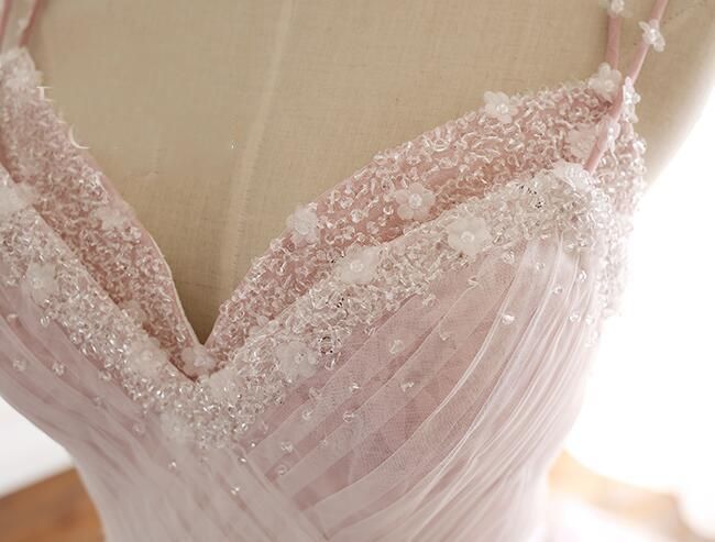 Long Spaghetti Straps Tulle A-Line Appliques Lace Floor Length Prom Dress