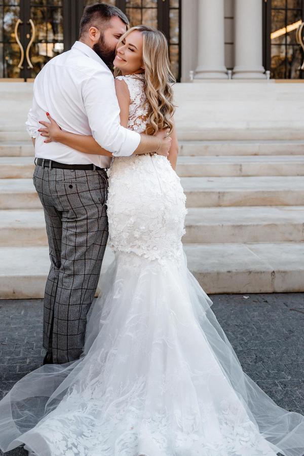 Elegant Long Mermaid Jewel Tulle Lace Wedding Dress