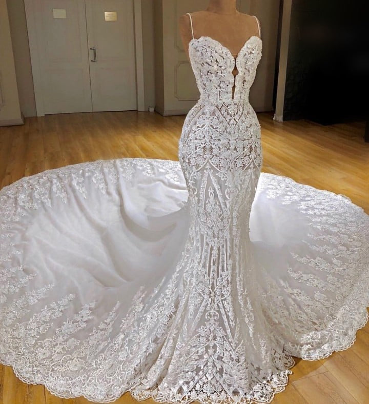 Elegant Long Spaghetti Straps Appliques Lace Mermaid Wedding Dresses