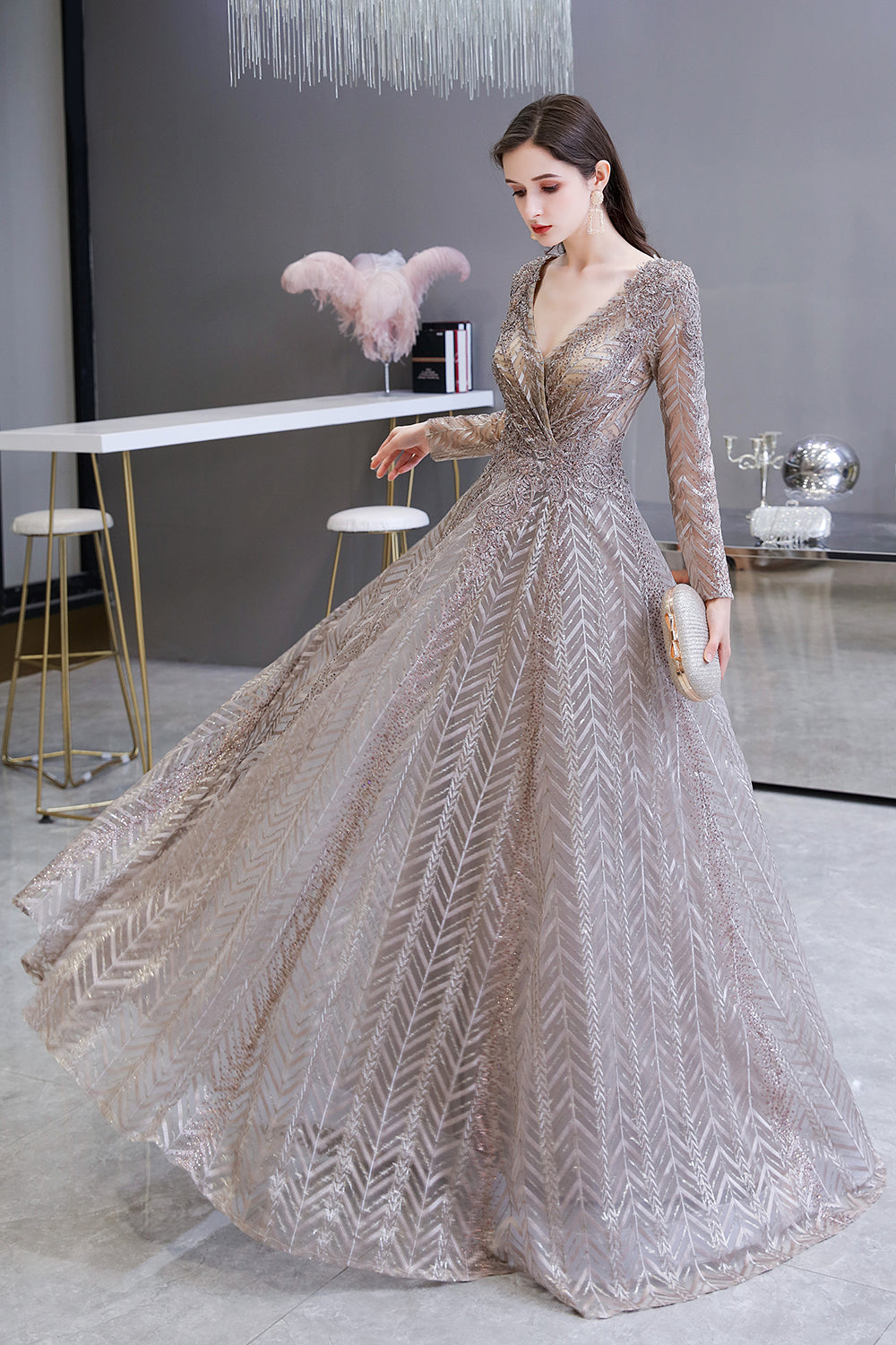 Long A-line V-neck Tulle Appliques Lace Formal Evening Dresses with Sleeves