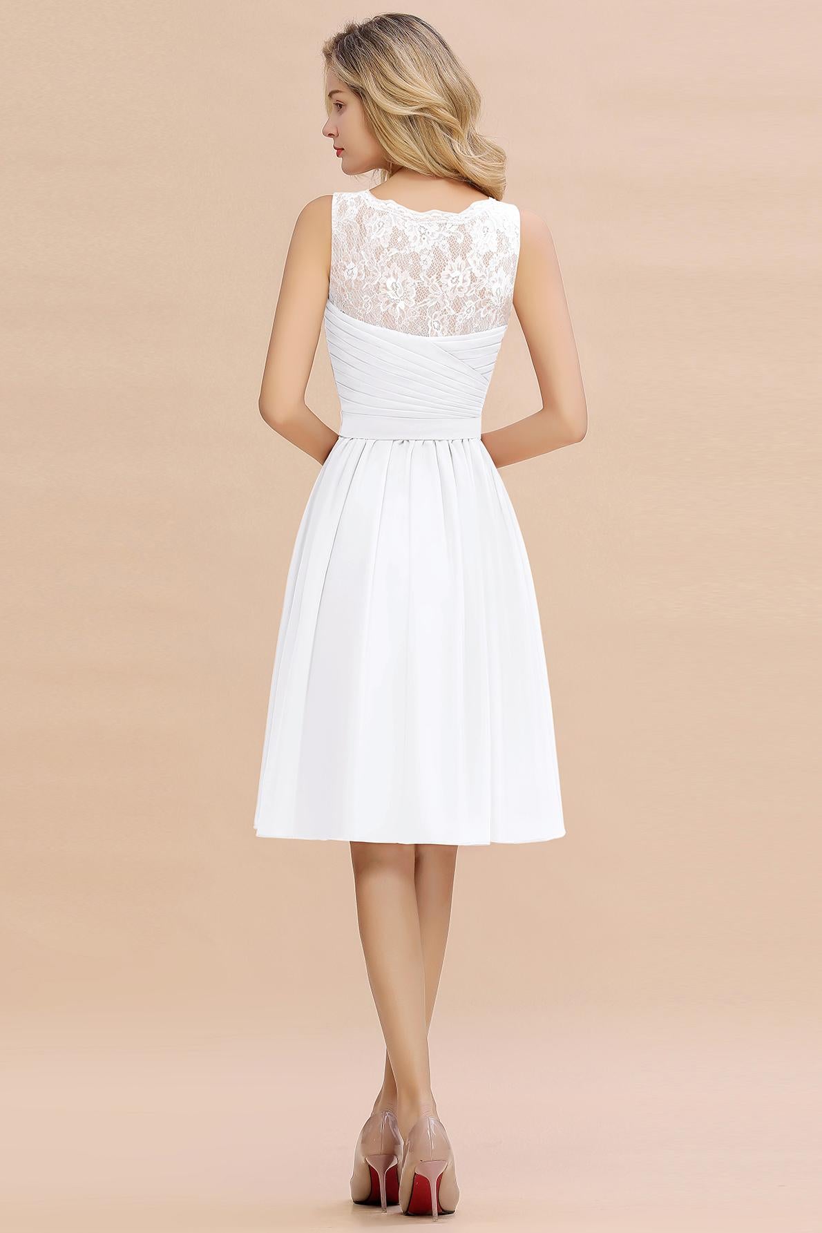 Elegant A-line Chiffon Sleeveless Knee Length Bridesmaid Dress