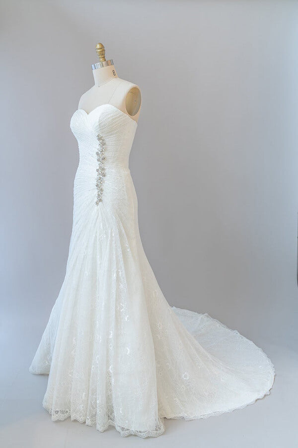 Chic Long Mermaid Strapless Ruffle Lace Wedding Dress