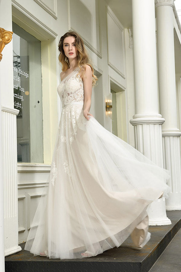 Chic Long One Shoulder Tulle Lace A-Line Wedding Dress