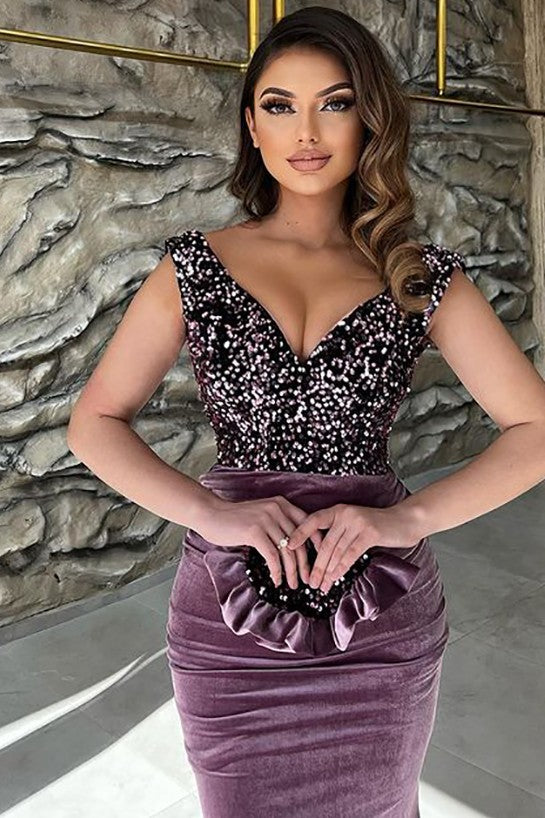 Elegant Long Mermaid V-neck Velvet Formal Evening Dress