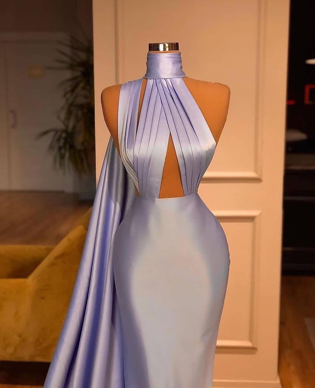 Long Halter Sleeveless Floor Length Mermaid Prom Dresses With Ruffles