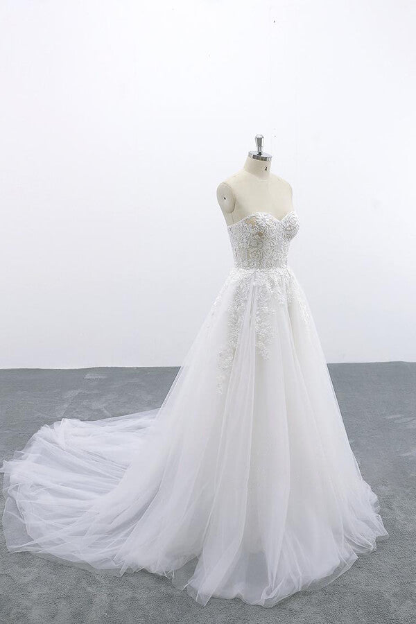 Long Appliques Lace Strapless Tulle A-line Wedding Dress