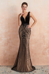 Long V-neck Lace Mermaid Formal Evening Dresses