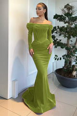 Red Long Off the Shoulder Velvet Mermaid Prom Dresses with Sleeves