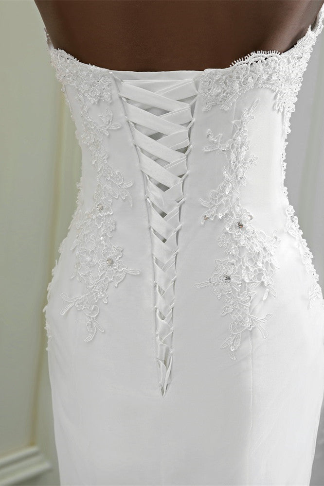 Chic Long Mermaid Strapless Lace Appliques Wedding Dress with Beadings