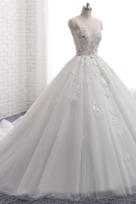 Elegant Long Ball Gown Tulle Court Train Wedding Dress with Appliques Lace