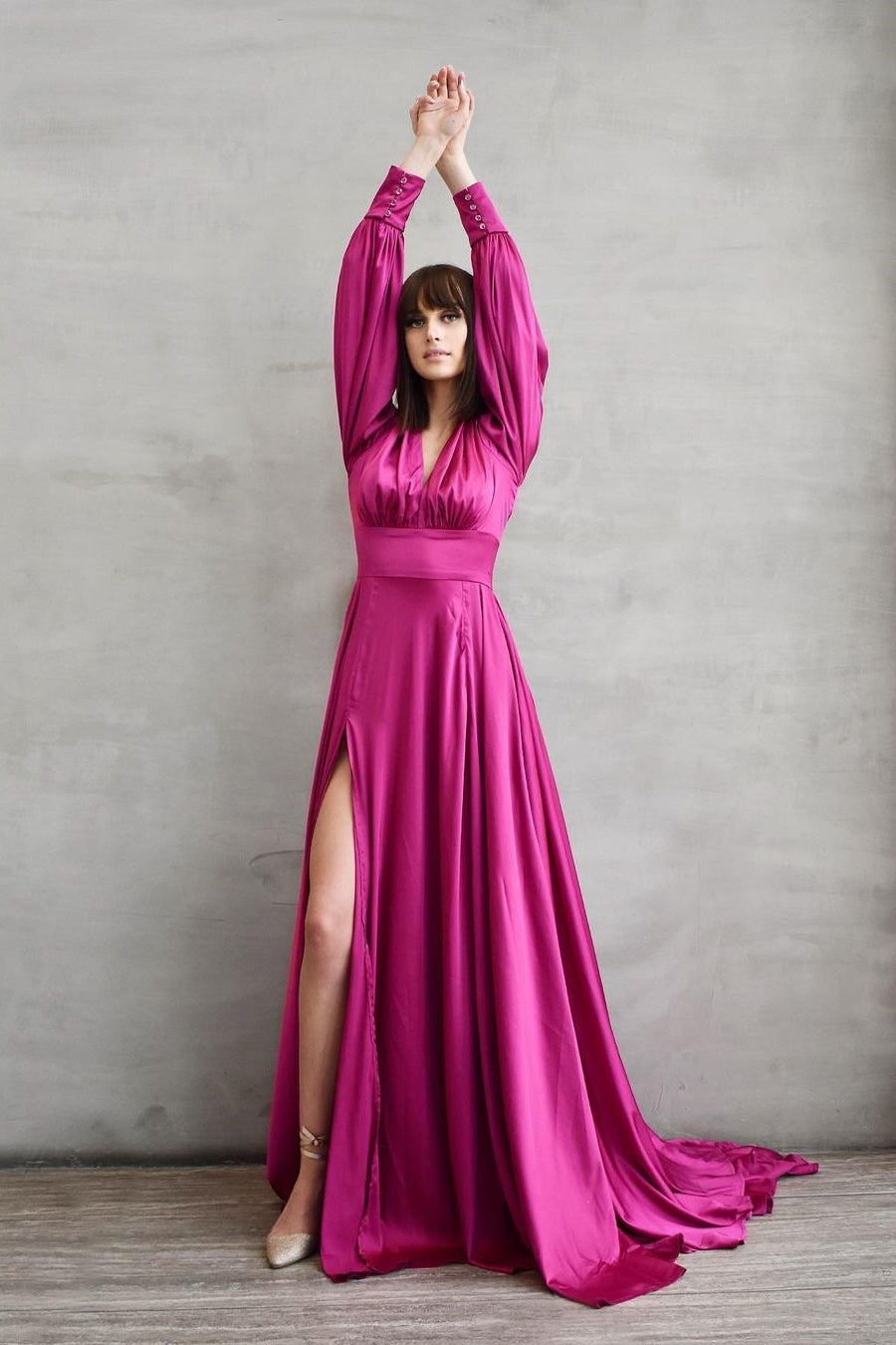 Dark Green Long A-line V-neck Front Slit Prom Dresses with Sleeves