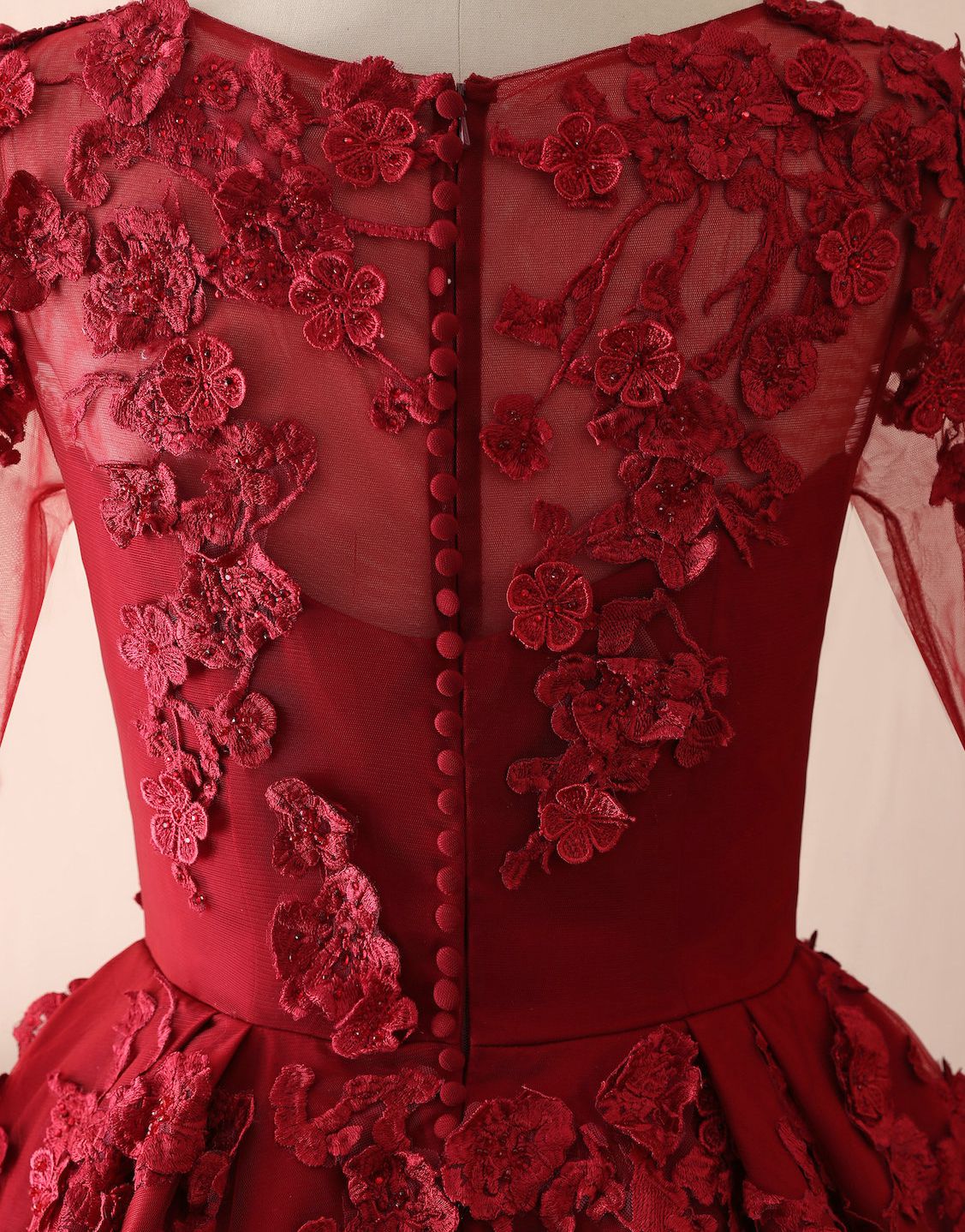 Long A-line Tulle Jewel Floral Appliques Lace Prom Dress with Sleeves