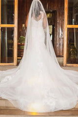 Elegant Long Sweetheart Straps Chapel Train Mermaid Tulle Wedding Dress