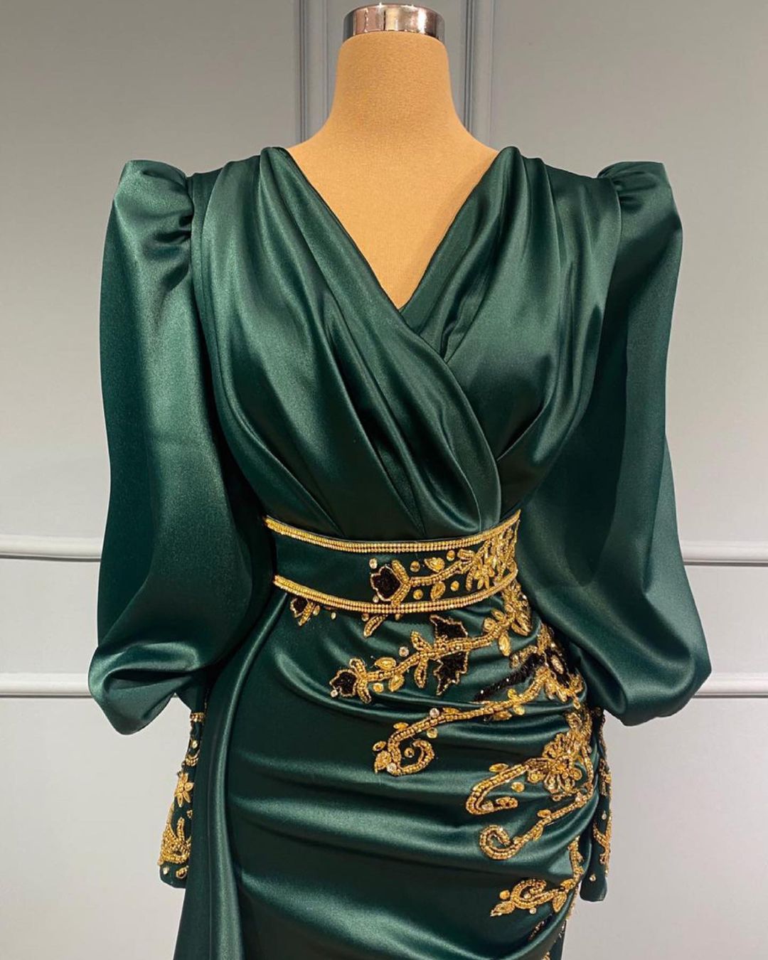 Modest Mermaid Long Sleeves Satin V-neck Formal Evening Dress with Beading