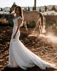 Elegant Long Mermaid Sweetheart Tulle Lace Backless Wedding Dress