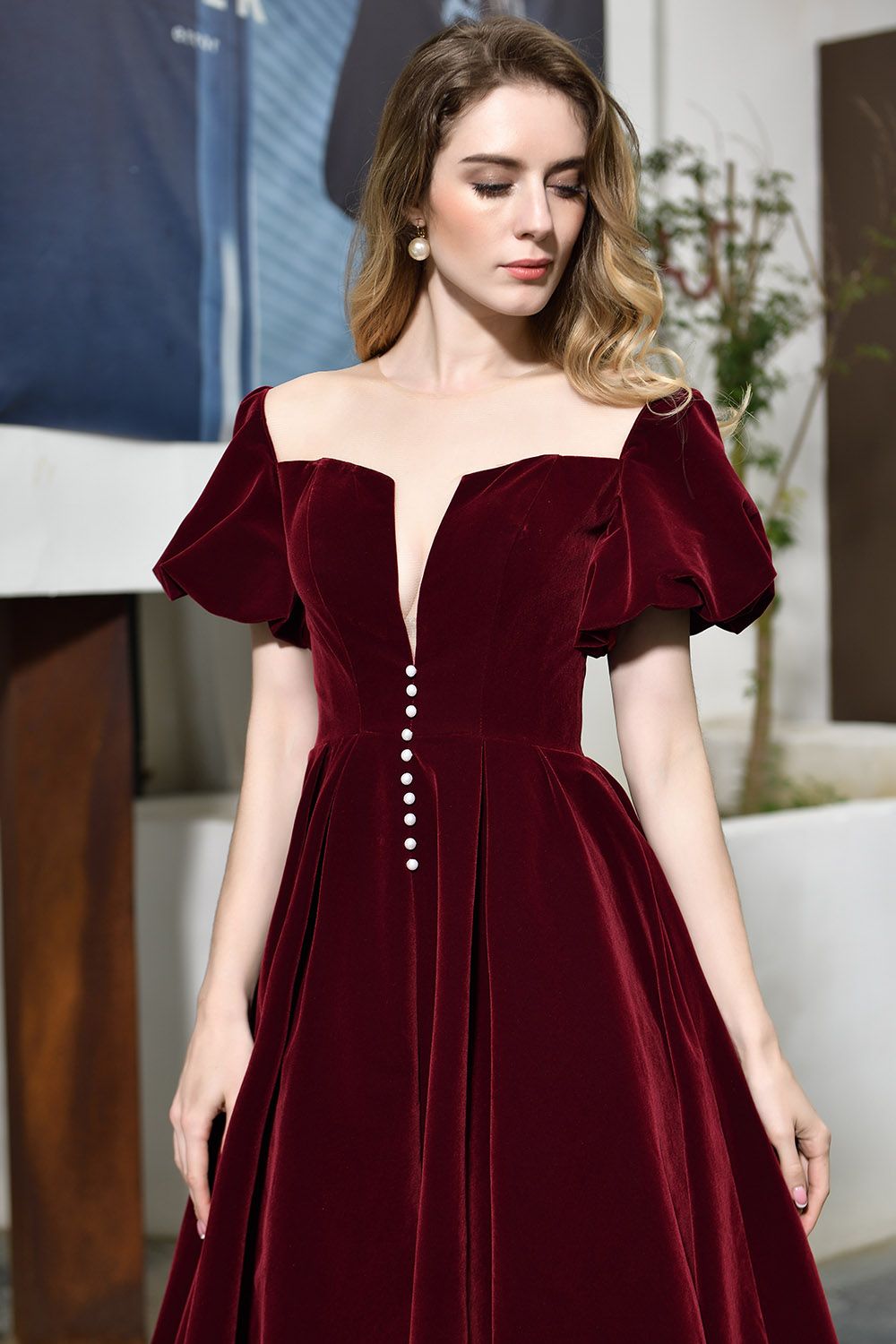 Burgundy Velvet A-line V-neck Short Formal Evening Dress with Bubble Sleeve