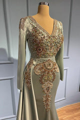 Long Sleeves Mermaid V-Neck Beaded Formal Prom Dresses with Sweep Train