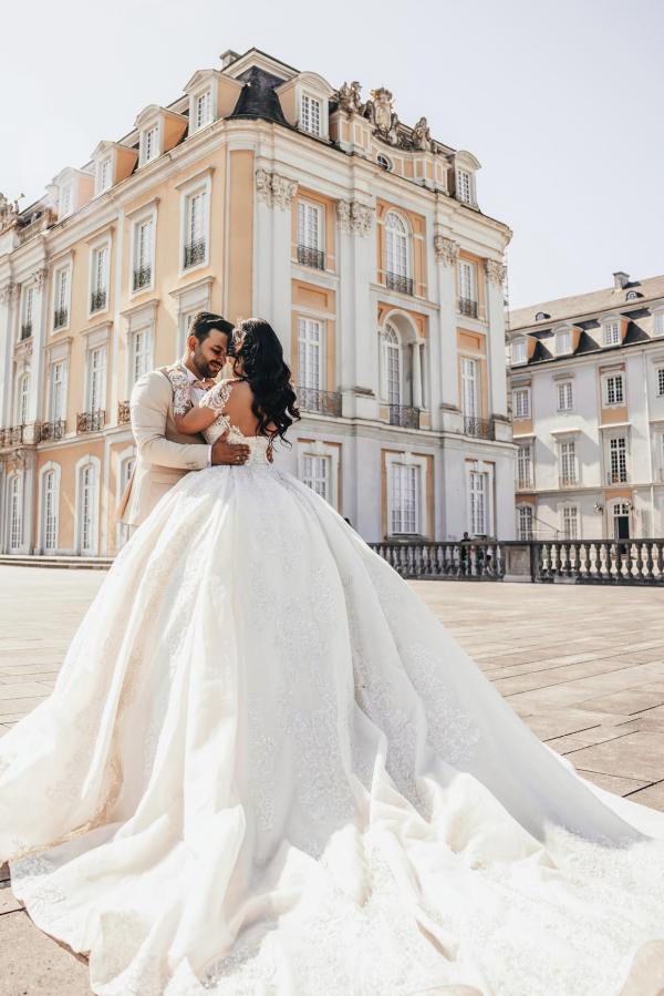 Plus Size Long Sweetheart Ball Gown Satin Lace Appliques Open Back Wedding Dress with Sleeves
