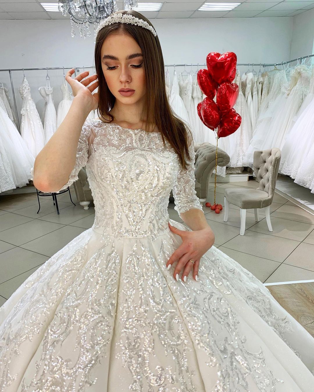 Gorgeous Bateau Long Sleeve Appliques Lace Floor Length Satin Ball Gown Wedding Dresses