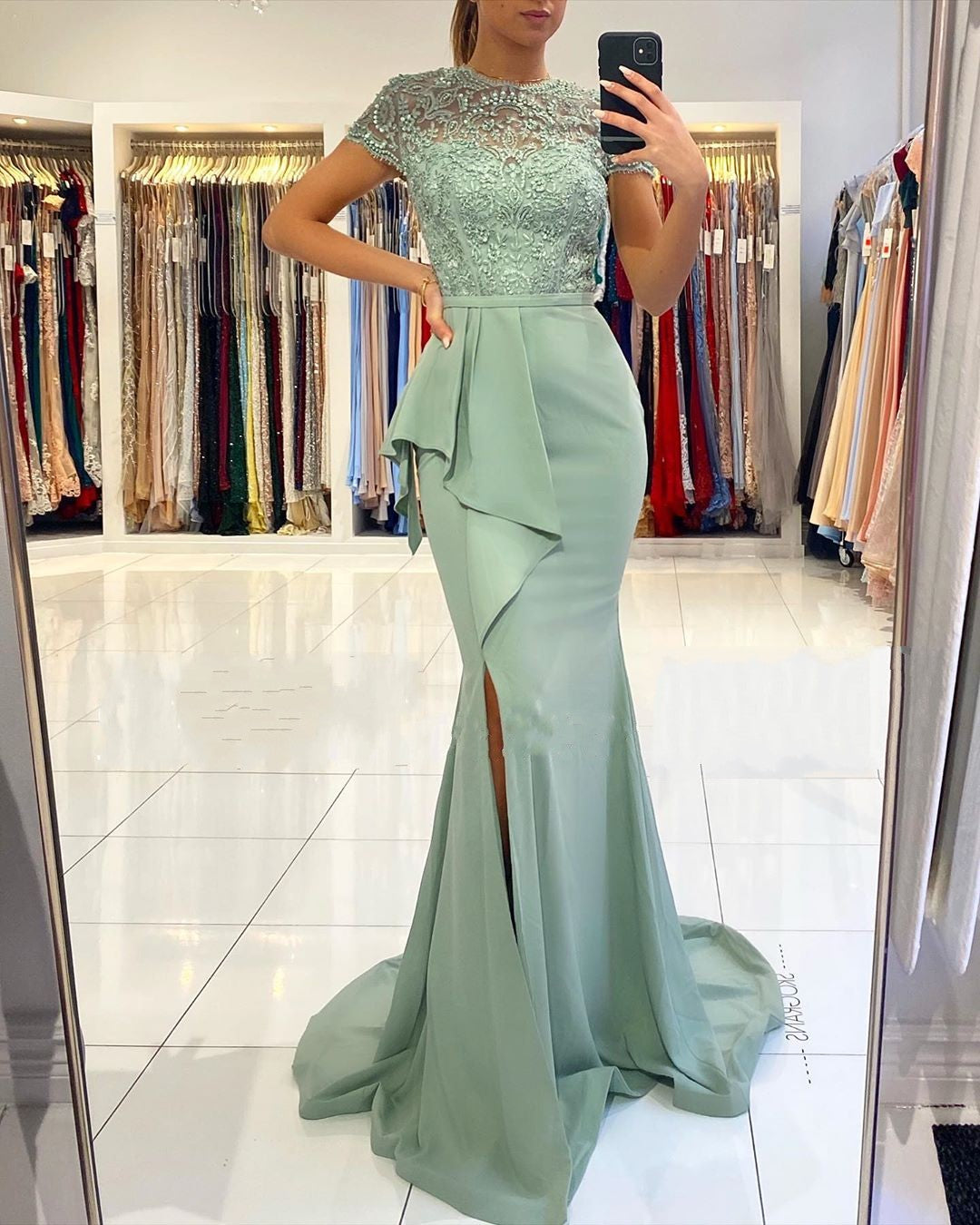 Elegant Long Appliques Lace Split Satin Mermaid Prom Dress with Short Sleeve