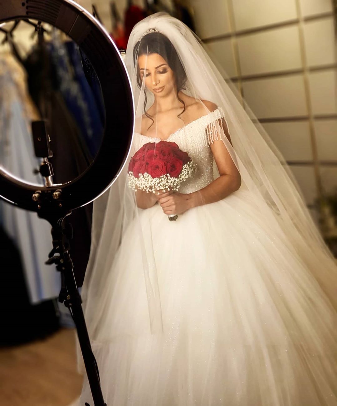 Elegant Long Off the Shoulder Beading Backless Tulle Floor Length Ball Gown Wedding Dress With Tassel