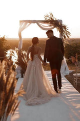 Elegant Champagne Long A-line Strapless Lace Tulle Wedding Dress with Appliques
