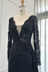 Black Long Sleeves Mermaid V-Neck Lace Formal Evening Dress with Sweep Train