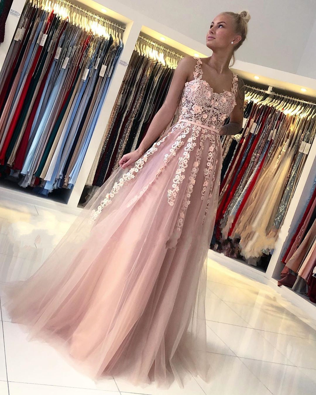 Gorgeous Long A-line Open Back Lace Tulle Prom Dress