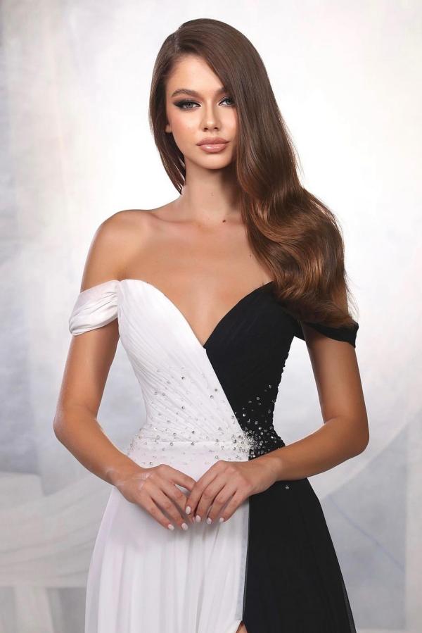 Sexy Long A-line V-Neck Off the Shoulder Chiffon Prom Dresses with Slit