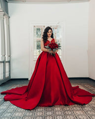 Luxury Long Red Ball Gown Satin V-neck Wedding Dresses with Lace