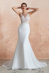 Chic Long Applique Lace Satin Tulle Mermaid Wedding Dress