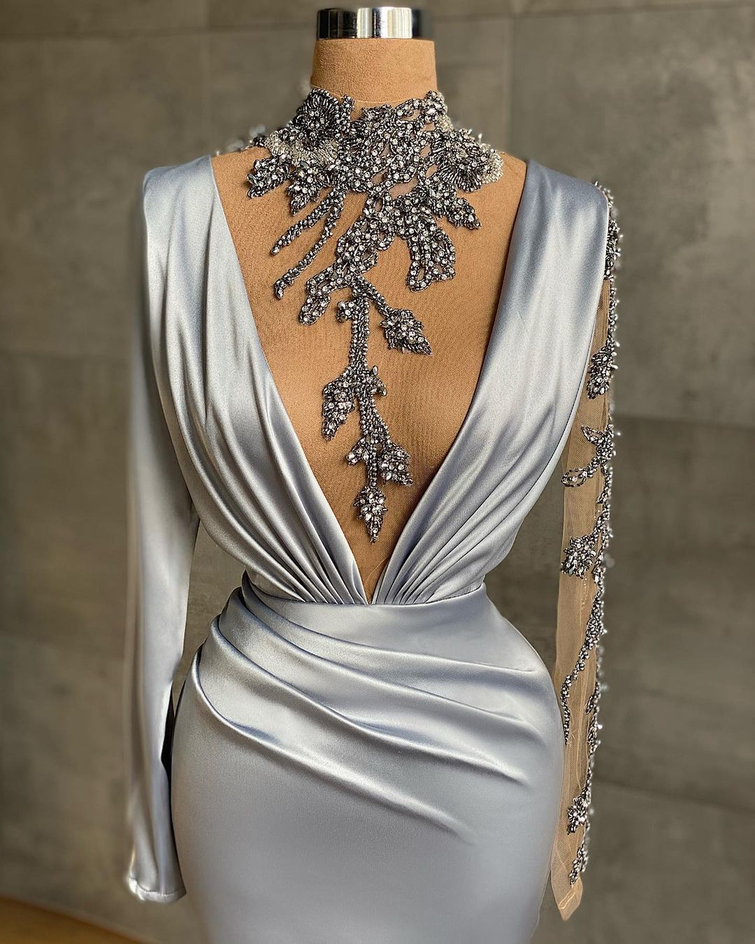 Mermaid V-neck Long Beading Ruffles Mermaid Prom Dress with Sleeves